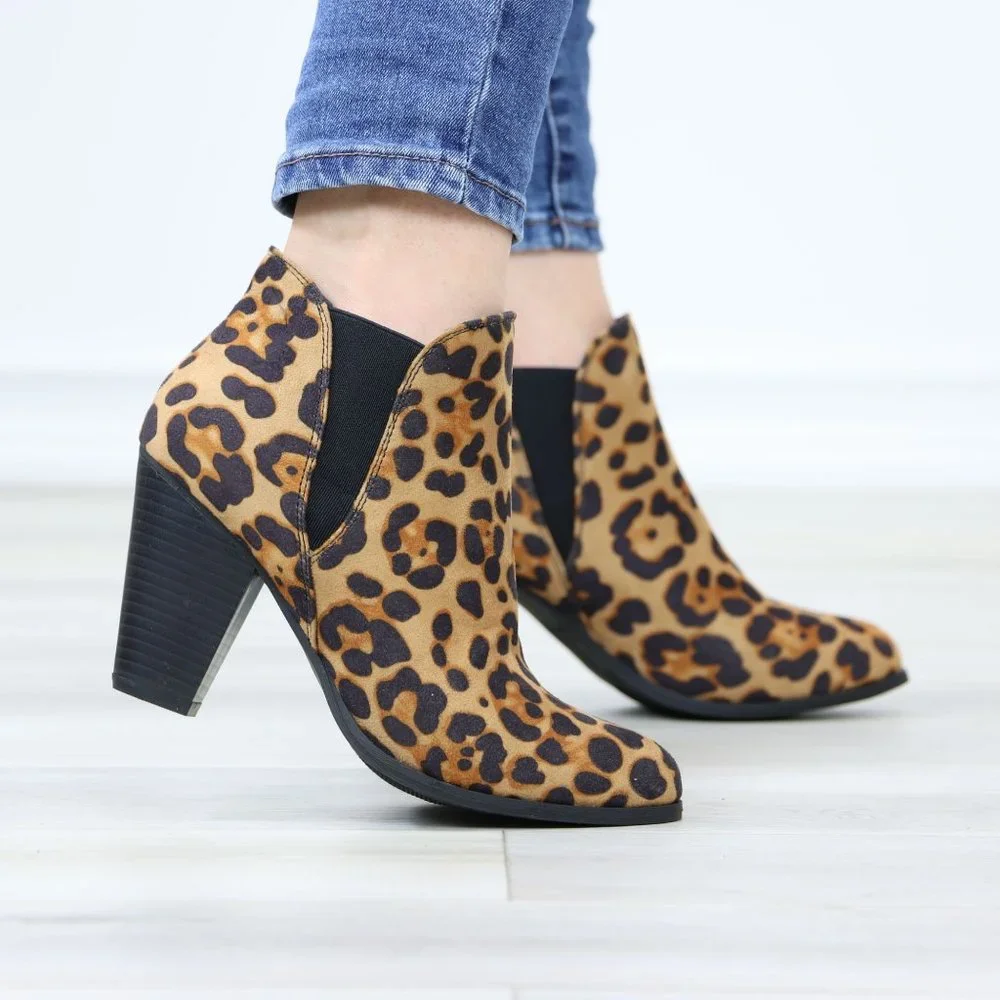 Chelsea Cone High Heel Ankle Boots Leopard Synthetic Suede Pointed Toe - Picture 1 of 11